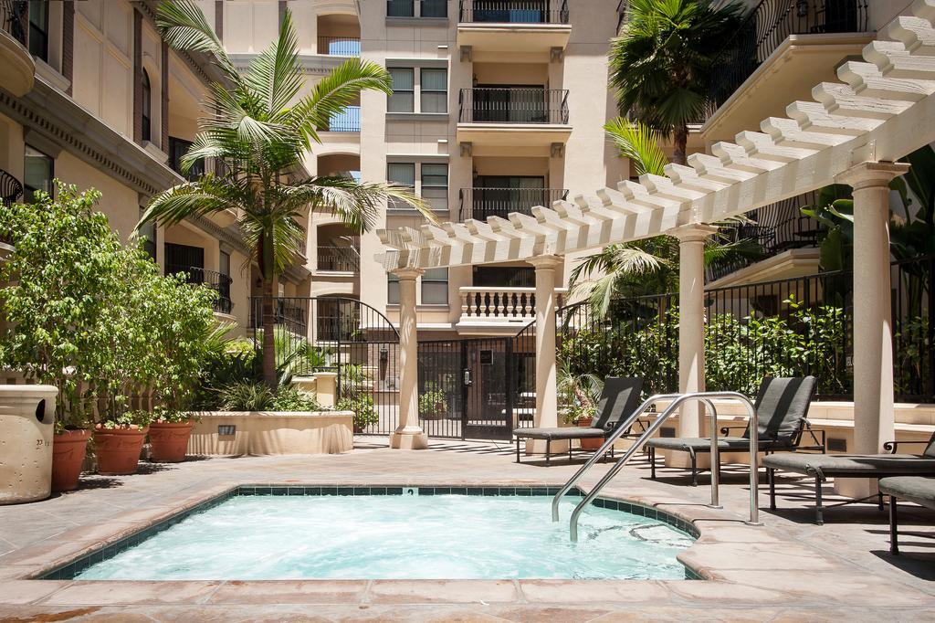 לוס אנג'לס Sunshine Suites At The Piero מראה חיצוני תמונה