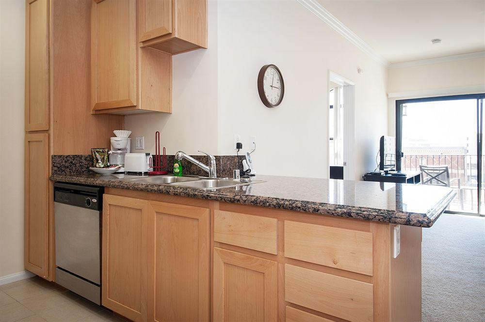 לוס אנג'לס Sunshine Suites At The Piero מראה חיצוני תמונה
